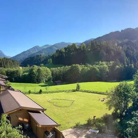 Skirast - Kirchberg فندق 3*