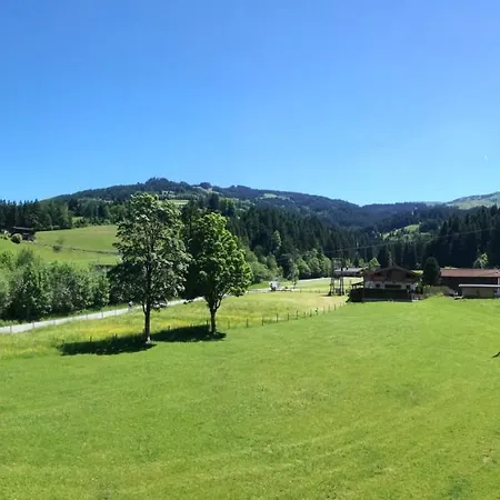 Skirast - Kirchberg فندق 3*