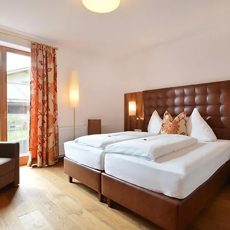 Skirast - Kirchberg 3*