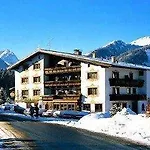Skirast - Kirchberg 酒店