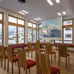 Skirast - Kirchberg 酒店 3*