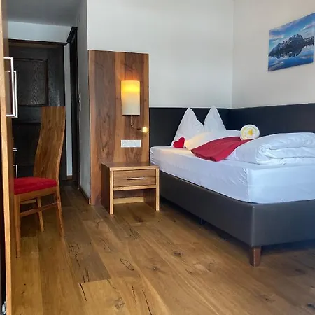 Skirast - Kirchberg Hotell 3*