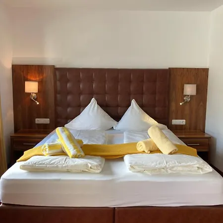 Skirast - Kirchberg Hotell