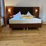 Skirast - Kirchberg Hotel 3*