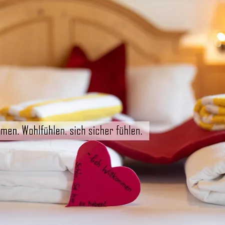 Skirast - Kirchberg Szálloda 3*