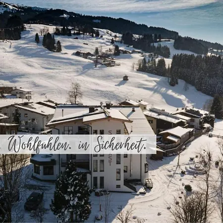 Skirast - Kirchberg Szálloda 3*