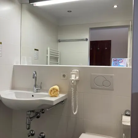 Skirast - Kirchberg Szálloda