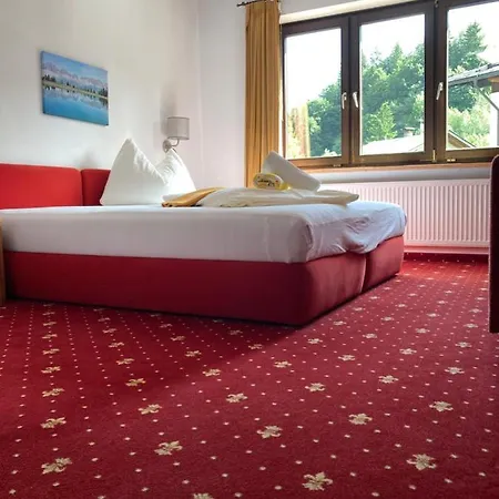 Szálloda Skirast - Kirchberg 3*