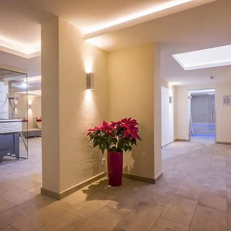 Skirast - Kirchberg 3*