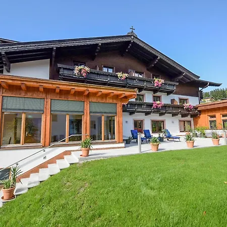 Szálloda Skirast - Kirchberg 3*